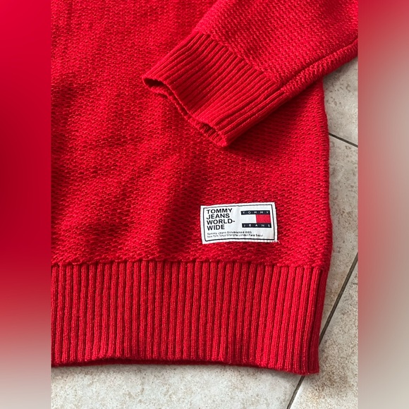 Tommy Hilfiger Jeans Red BRAND NEW Knit Sweater. High quality warm Medium Men’s - Picture 2 of 6